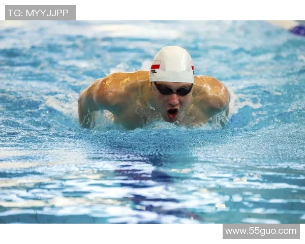 蝶泳训练法:提高技巧与耐力的全面训练策略与方法解析 蝶泳训练法:提高技巧与耐力的全面训练策略与方法解析